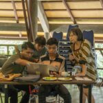 Ibu Lina Kartasasmita, Menginspirasi Lewat Pendidikan